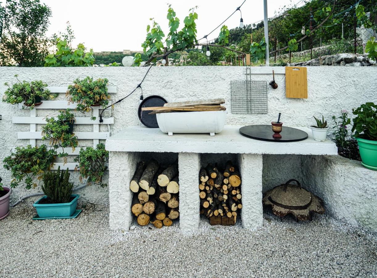 Patio Rooms Gjirokastër Dış mekan fotoğraf